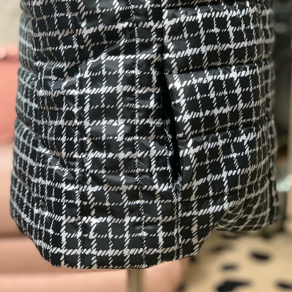 Rafaella Sport Medium Puffer Vest - Picture 3 of 8